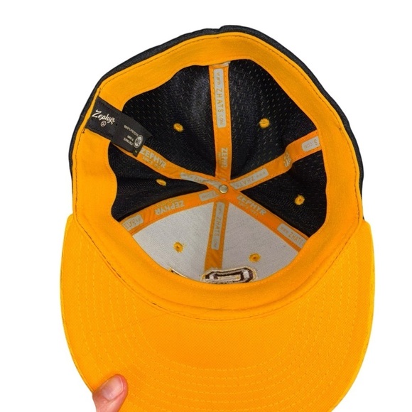 NWT Zephyr ST Pirates Baseball Flat Bill Cap Yellow Black Hat Size  M/L Baseball - Picture 5 of 10